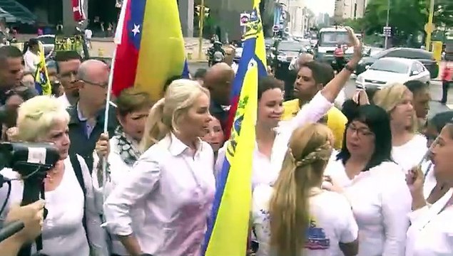 Venezolanas forman movimiento de resistencia por revocatorio