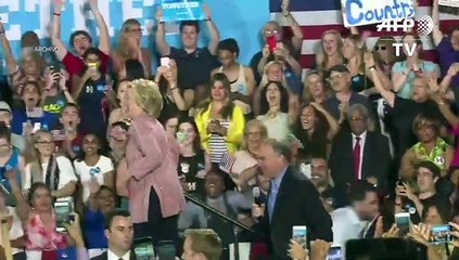 Clinton elige al senador Tim Kaine como compañero de fórmula