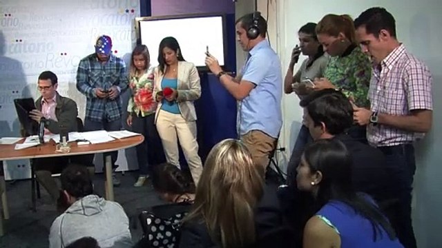 Capriles, a militares venezolanos: O la Constitución o Maduro