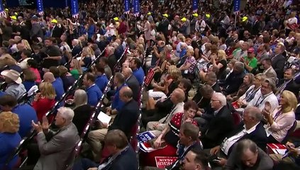 Melania Trump dice que su esposo “es el hombre”