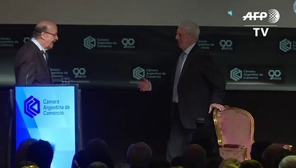 Vargas Llosa llama a crisis brasileña "catársis" por corrupción
