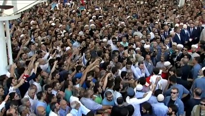 Erdogan promete eliminar virus de instituciones tras golpe