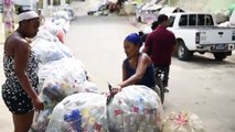 Recolectores cambian plástico por comida (teaser) .mp4