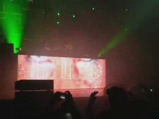 alex morph vs voody van eyden @ mayday