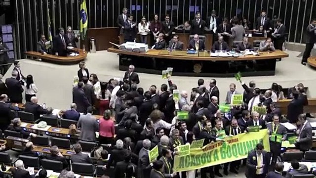 Defensa de Rousseff pide a diputados anular impeachment