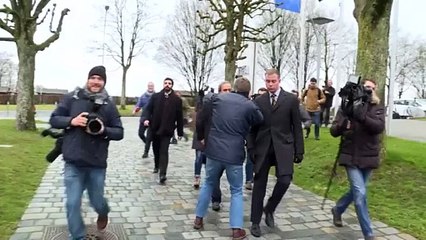 Platini dimite de UEFA para recurrir a justicia suiza