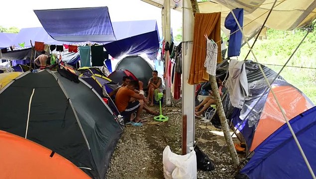 Crece tensión por migrantes cubanos en Panamá