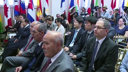 Panamá defiende su sistema financiero