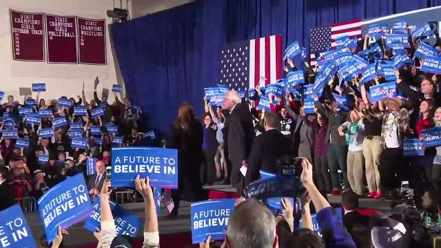 Rebeldes Trump y Sanders ganan primarias de New Hampshire