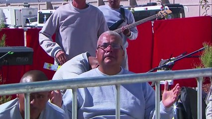 Papa llama a convictos a volverse “profetas” por la paz