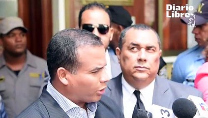 Edward Montás acude al Palacio de Justicia