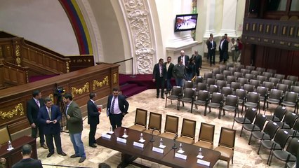 Ministros venezolanos cancelan su comparecencia ante legislativo