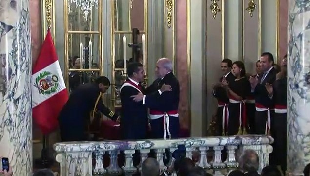 Primera dama de Perú niega sobornos de firmas brasileñas