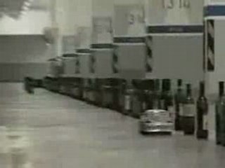 Musique de mario avec une voiture radiocommandée