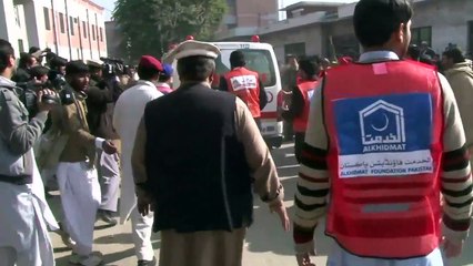 Talibanes atacan una universidad en Pakistán