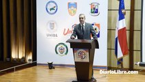 Luis Abinader asiste a Encuentro con Rectores de Universidades