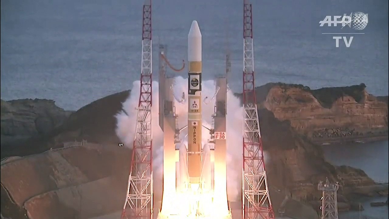 Japón lanza un satélite de observación del universo
