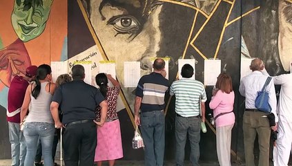 Venezolanos eligen alcaldes en clima de escepticismo