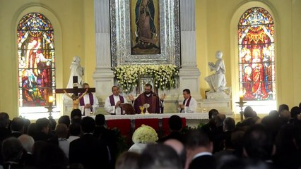 El último adiós al expresidente Flores