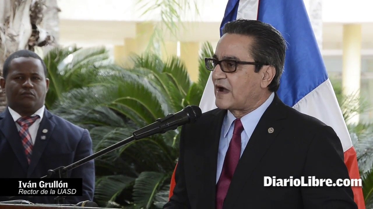 Iván Grullón  Rector de la UASD