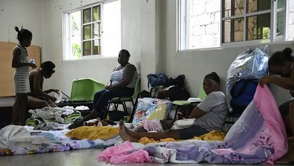 Refugiados En La Estación De Bomberos De La Ciénaga