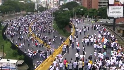 Eurocámara da a oposición venezolana premio de derechos humanos