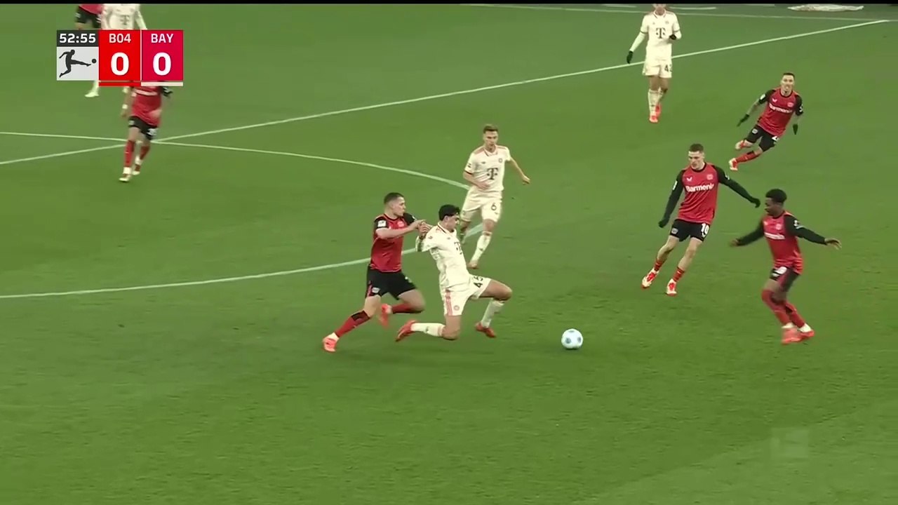 Battle at the top bayer leverkusen vs bayern munich bundesliga highlights