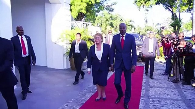 Bachelet visita Haití en preparación para retirar tropas chilena