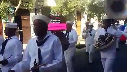 Desfile desde el Instituto Duartiano hacia el Altar de la Patria