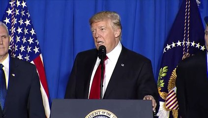 Trump dio primer paso para construir muro con México