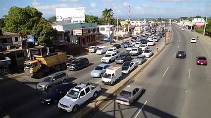 140117Transito en la Autopista Duarte-Los Alcarrizos.mov