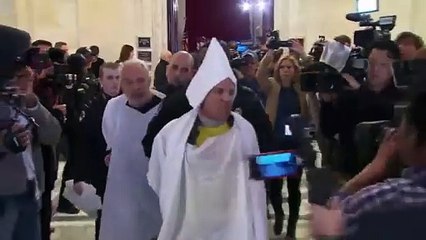 Ministro de Justicia de Trump promete proteger minorías