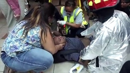 Cae del tercer piso del Aeropuerto Las Américas un pasajero francés