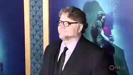 Guillermo del Toro y su La forma del agua, favoritos a los Oscar