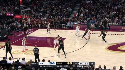 Mitchell brings the magic with circus shot