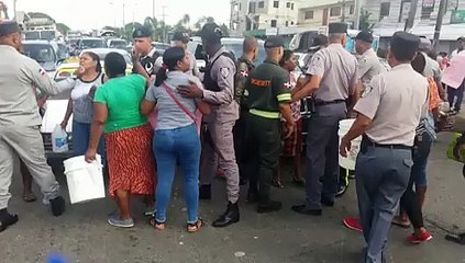 Protesta en Cancino adentro por falta de agua potable