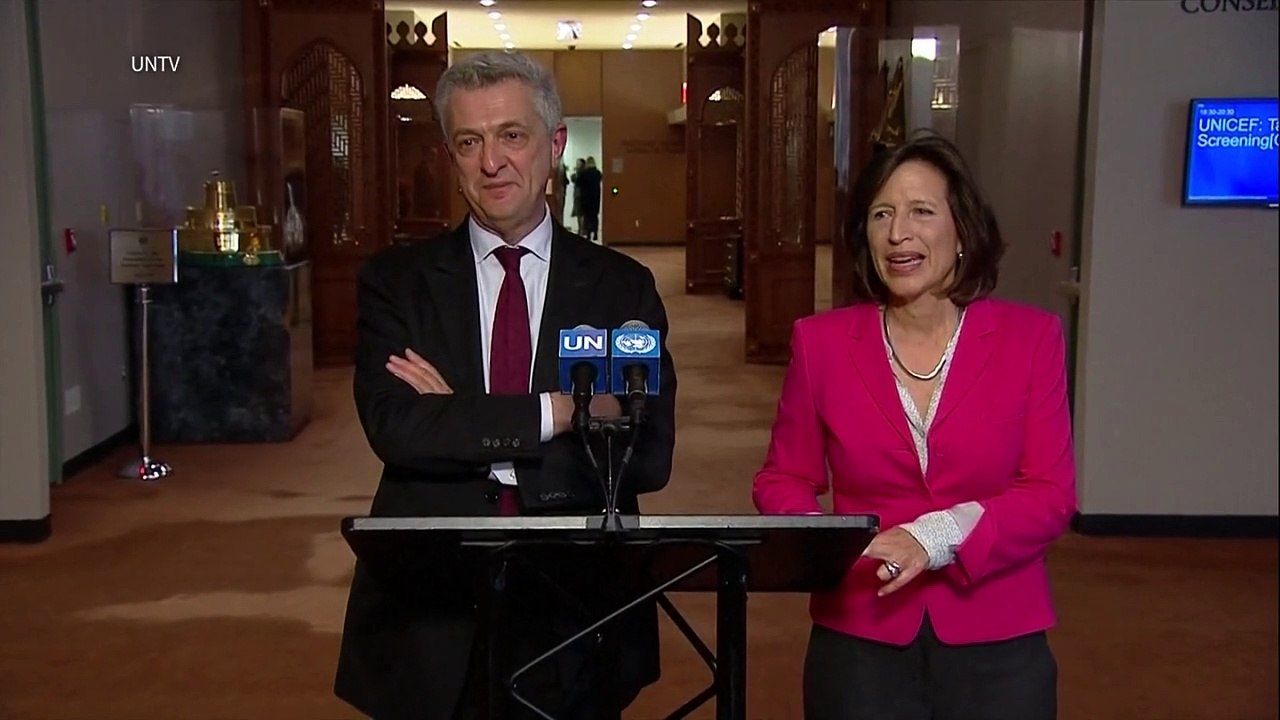 ONU adopta Pacto Mundial sobre Refugiados sin EEUU ni Hungría La ONU adopta Pacto Mundial sobre Refugiados sin EEUU ni Hungría La Asamblea General de la ONU adoptó el lunes, sin los votos de Estados Unidos y Hungría, el Pacto Mundial sobre los Refugiados.