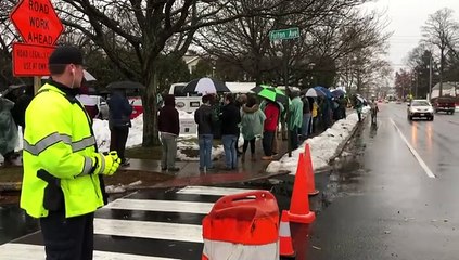 Comenzó la venta de marihuana legal recreativa en Massachusetts