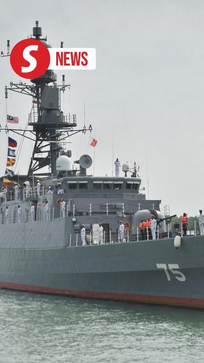 Iranian navy vessels make historic first visit to Malaysia