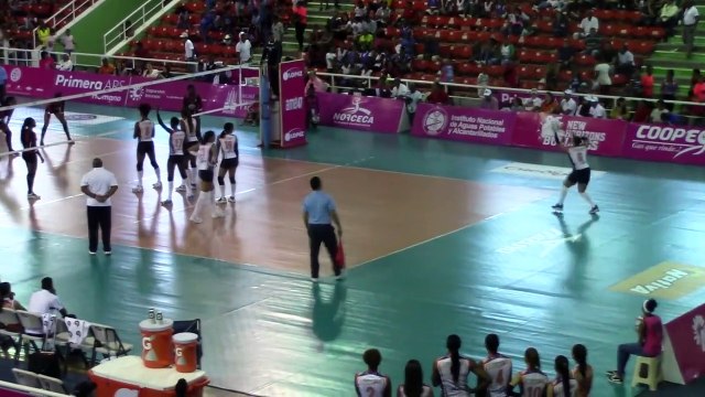 Cándida Arias, jugadora de Caribeñas