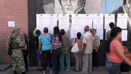 Venezuela elige concejales bajo la sombra de la abstención