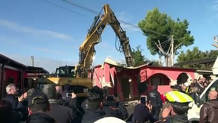 Demuelen en Roma mansiones de mafiosos