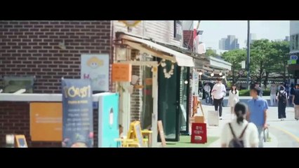 A disabled girl is in love with a famous Idol, But the guy is seriously ill and the girl saves Him_2