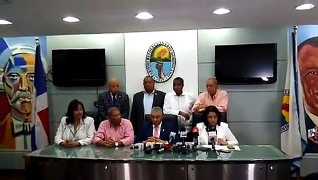 Diputados del PRD amenazan con juicio político contra jueces del TSE