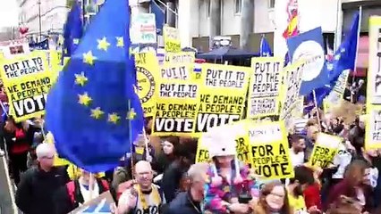 Cientos de miles de personas se manifiestan por un referéndum del "brexit"