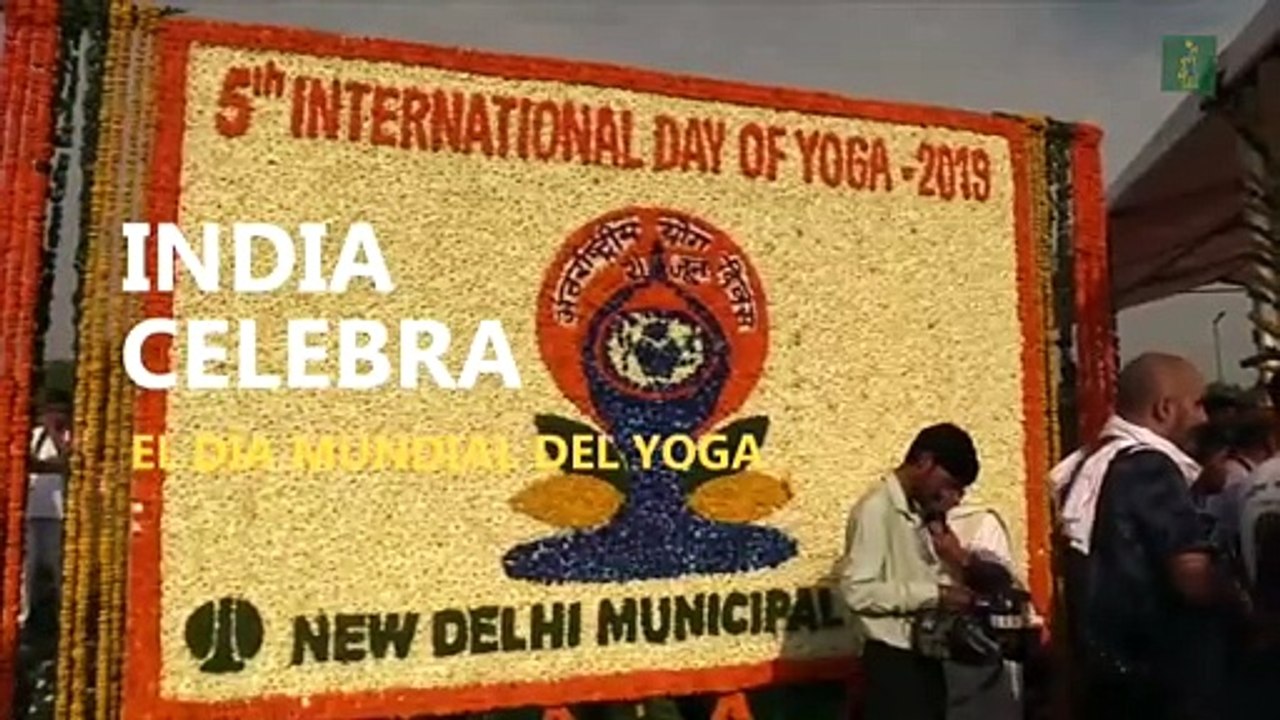 India celebra un masivo Día Internacional del Yoga