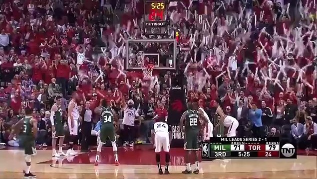 Drake molesta a Giannis Antetokounmpo