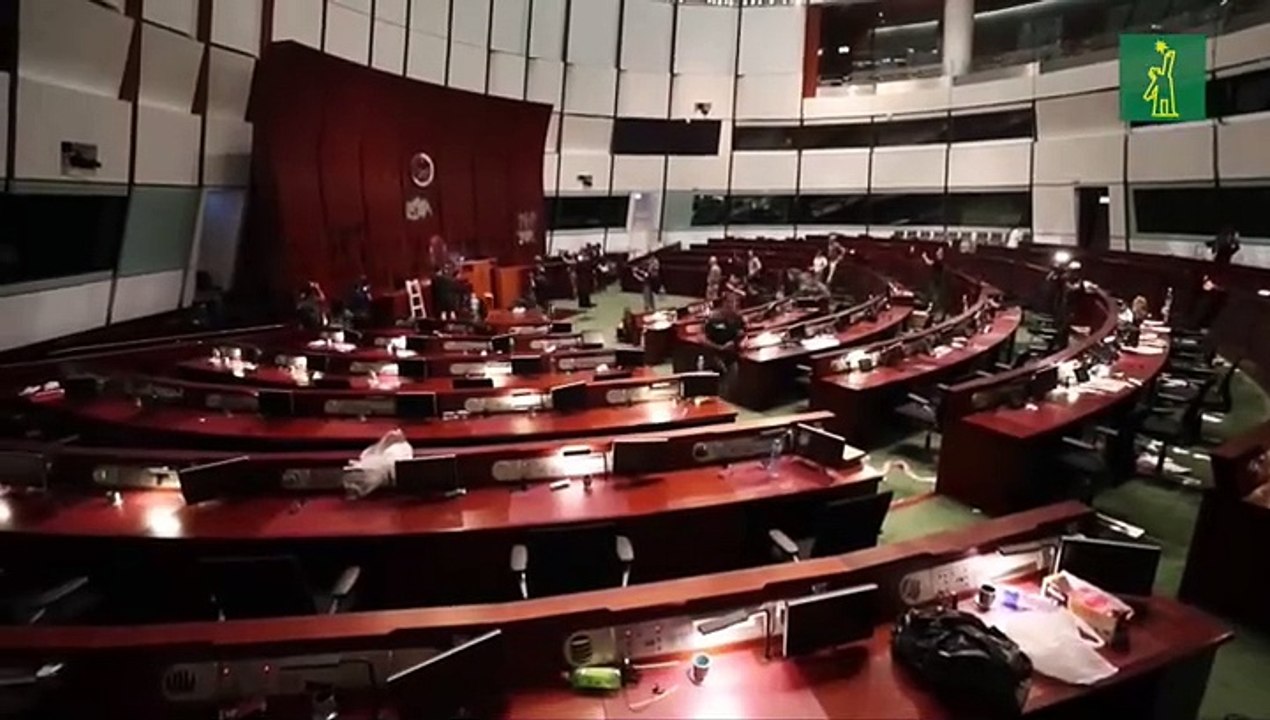 Al menos 15 detenidos por protestas en Hong Kong y el asalto al Parlamento