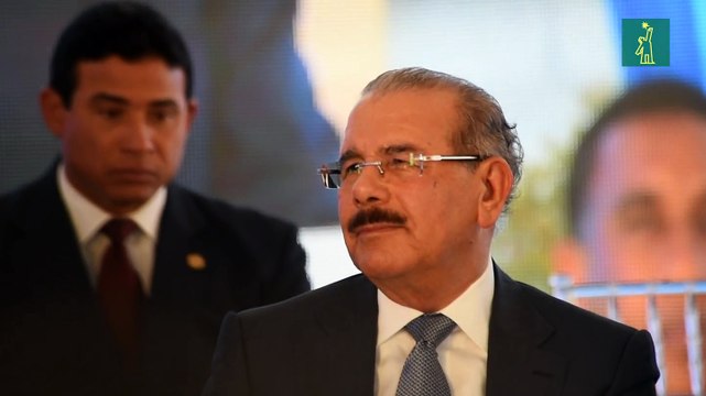 Ministro Educación, Antonio Peña Mirabal, en la inauguración de escuela