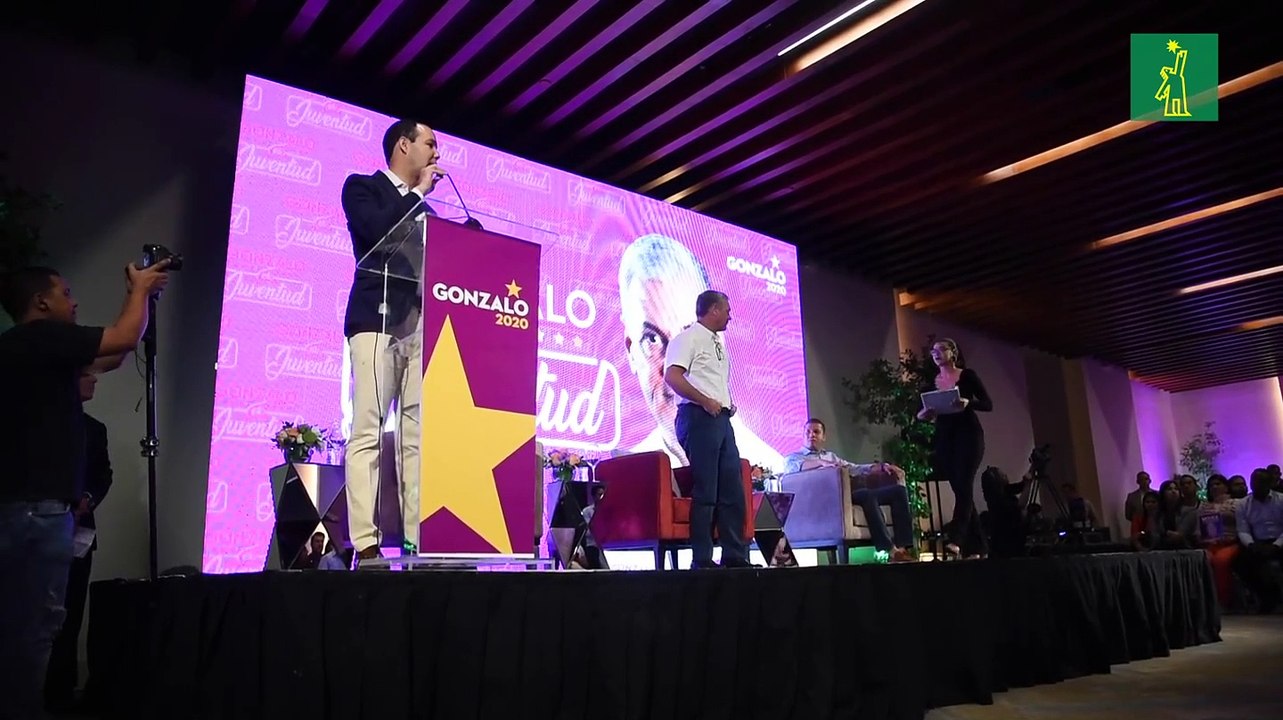 Gonzalo Castillo promete oportunidades para la juventud dominicana